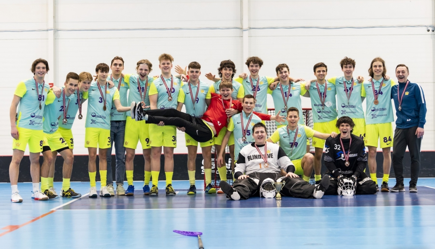 "FS Masters/Ulbroka" U18 florbolistiem bronzas medaļa Latvijas Jaunatnes čempionāta florbolā